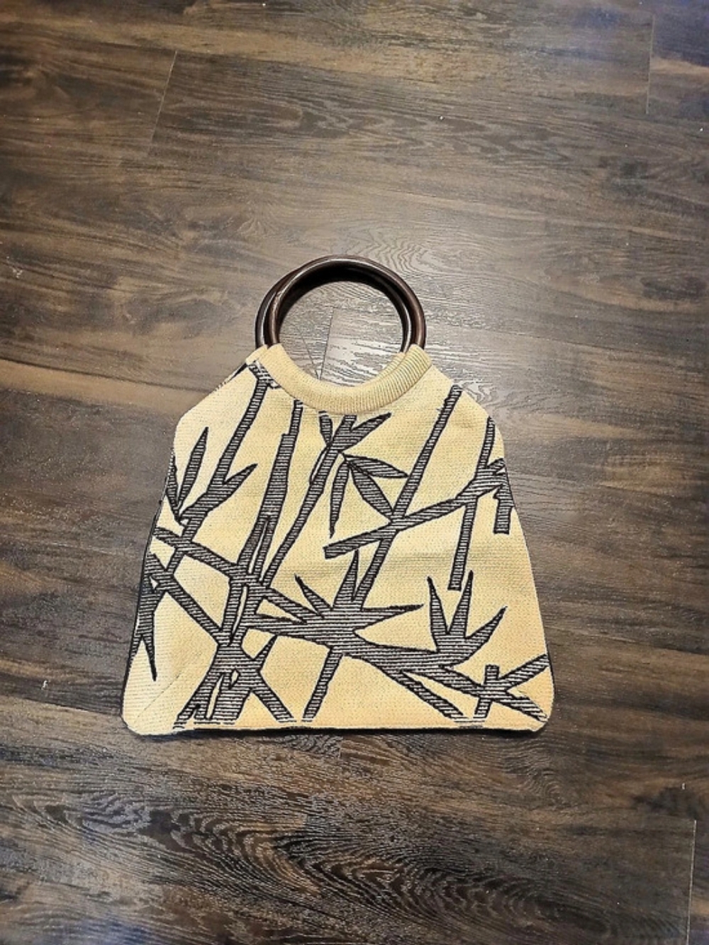 Geometric Tote in Beige & Black Like New
